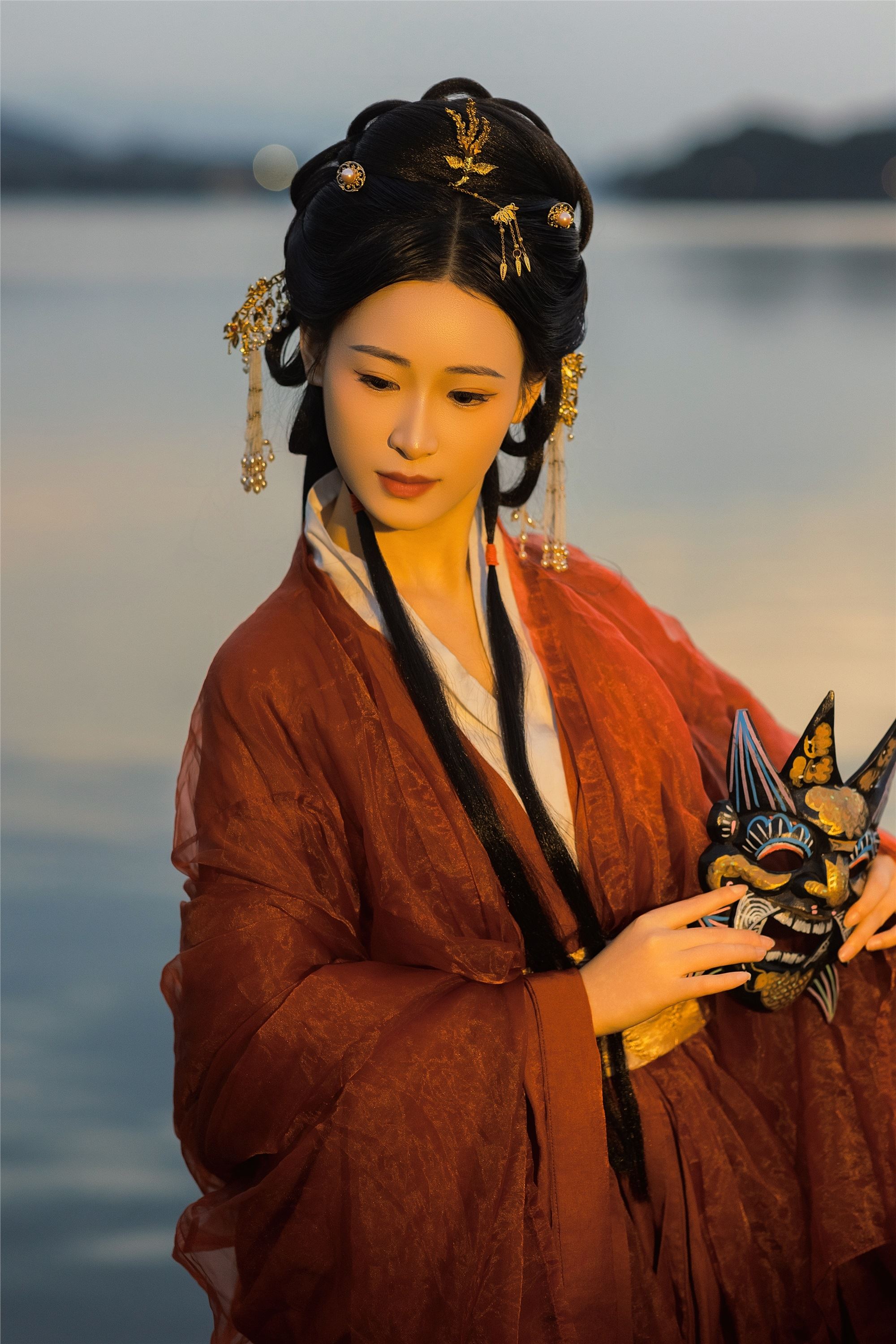 YITUYU艺图语 2025.01.27 落日熔金 江月月月